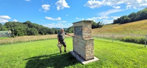 A monument at Old Farley memorializes Drewry Farley.