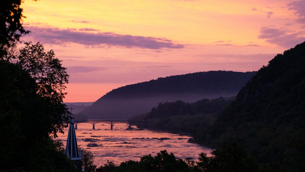 Sunrise on the Shenandoah River Shenandoah Folk Song: The Shenandoah at Harpers Ferry, West Virginia