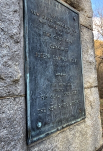 New River Gorge: Beury Monument