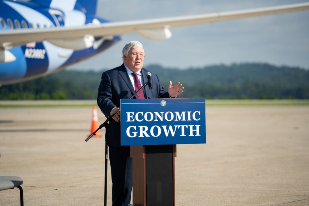 Breeze Airways expands in West Virginia Governor Morrisey announces the expansion of Breeze Airways at Charleston airport.