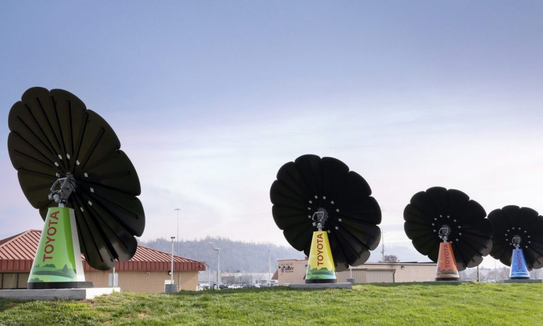 Solar flowers bloom at Buffalo, West Virginia The new “garden” near the main entrance of Toyota West Virginia supercharges the idea of “flower power.”